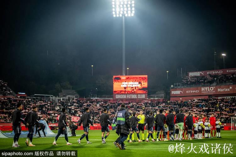 FIFA盛典凌晨1点揭晓11大奖：两位中国女足球员获得提名