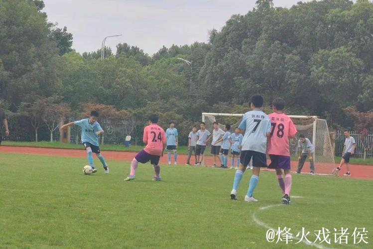 商丘市外国语实验小学举办第八届“校长杯”校园足球赛 商丘市外国语实验小学举办第八届“校长杯”校园足球赛